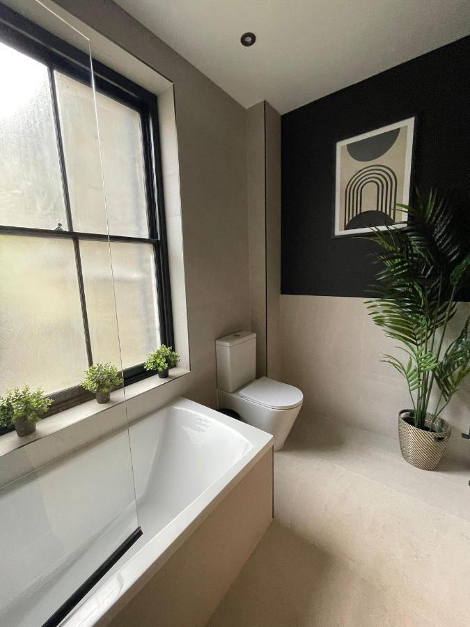 Luxury 2 Bed 1 Bath In Central London By Graceful Apartments מראה חיצוני תמונה